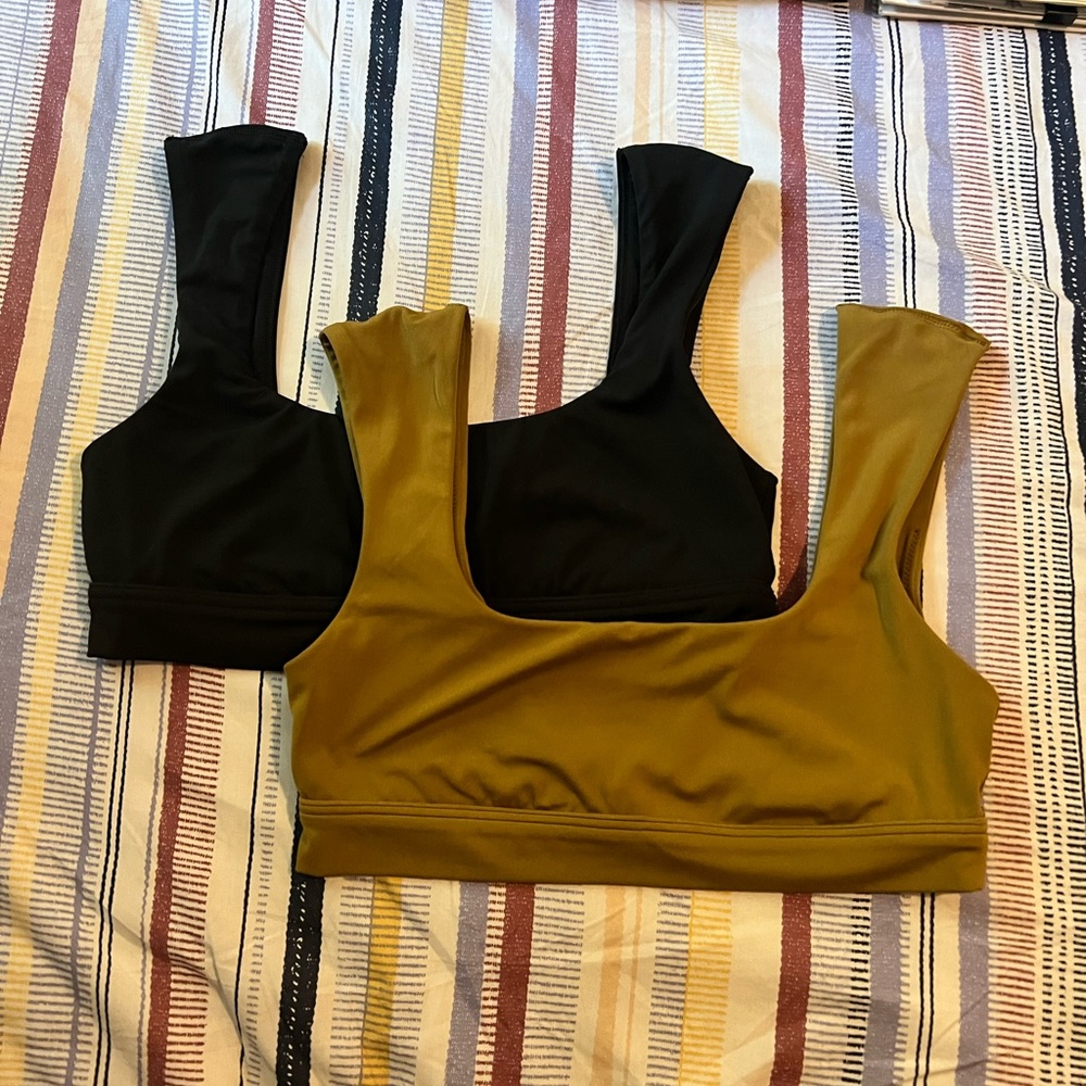 2 Aerie sports bras